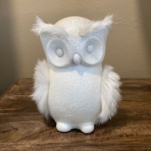 🌼 Fluffy sparkly owl from Target